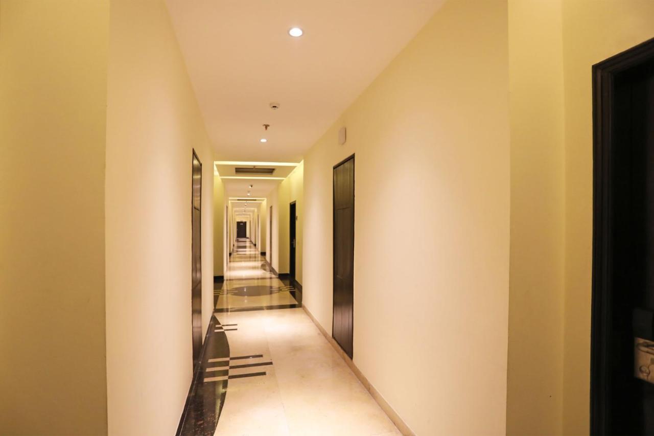 Westend Inn - Resort And Banquet Near Delhi Airport New Delhi Exterior photo